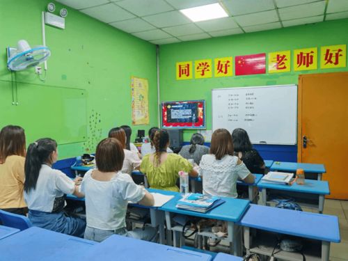 金牌咨詢，匠心服務 以專業(yè)賦能，成就孩子未來